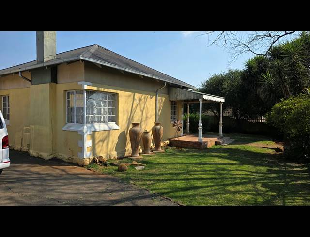 3 BEDROOM HOUSE FOR SALE IN DALVIEW